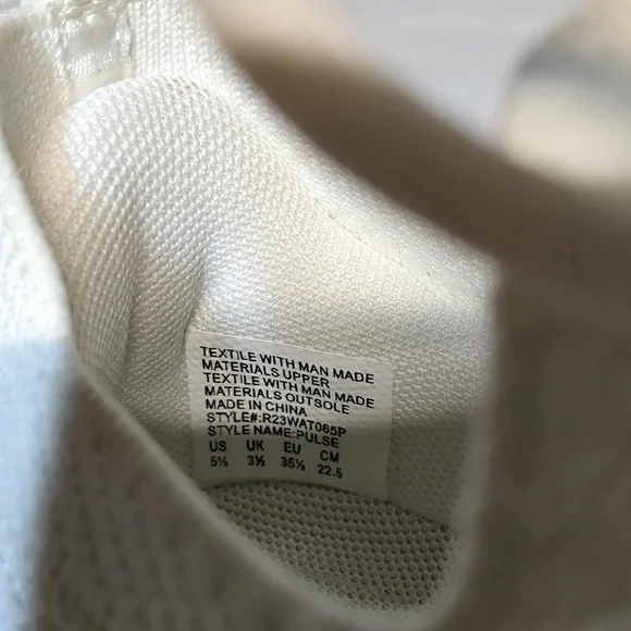 Women's RIVAL Pulse Athletic Sneaker Ivory/White Size 5.5 - Picture 8 of 13